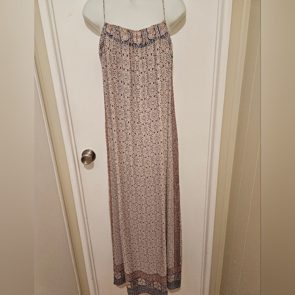 Vince Dresses & Skirts - Vince Silk Scarf Print Spaghetti Strap Maxi Slip Dress Size 8